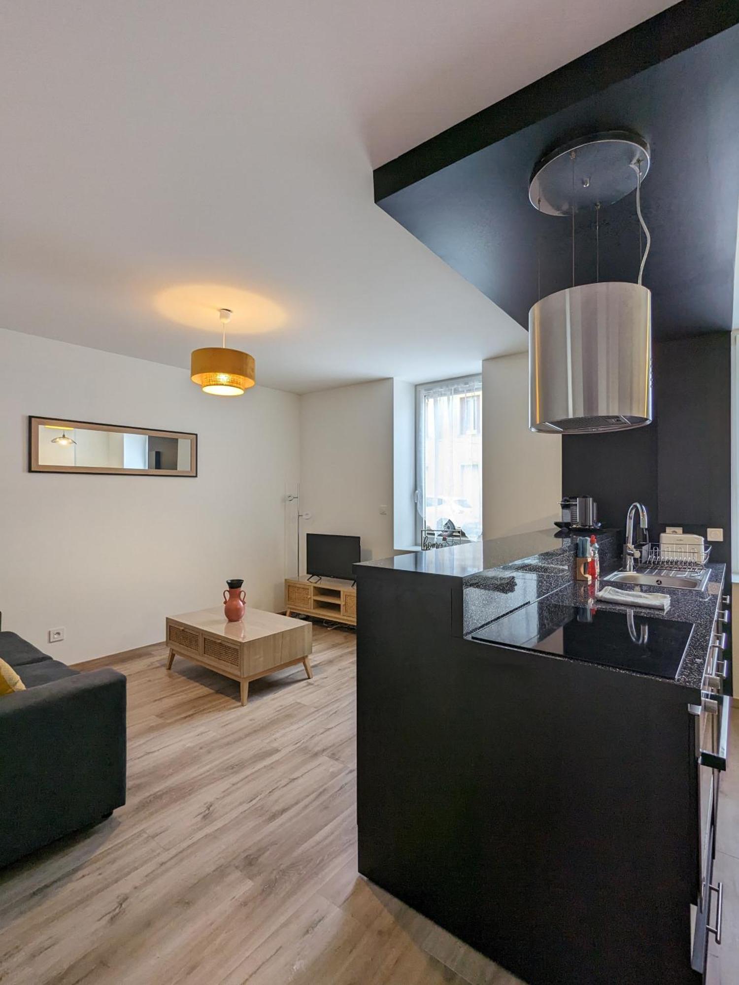 Douceur Roannaise Appartement Roanne Buitenkant foto